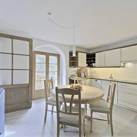 Belvair - Cinuos-chel Apartment S-chanf