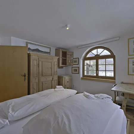 Belvair - Cinuos-chel Apartment